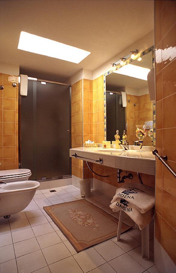 Residence Darsena Католика Екстериор снимка
